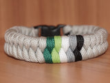 Subtle aromantic pride bracelet - fishtail, light grey