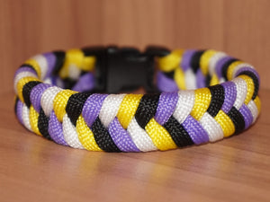 Nonbinary pride bracelet - mixed fishtail